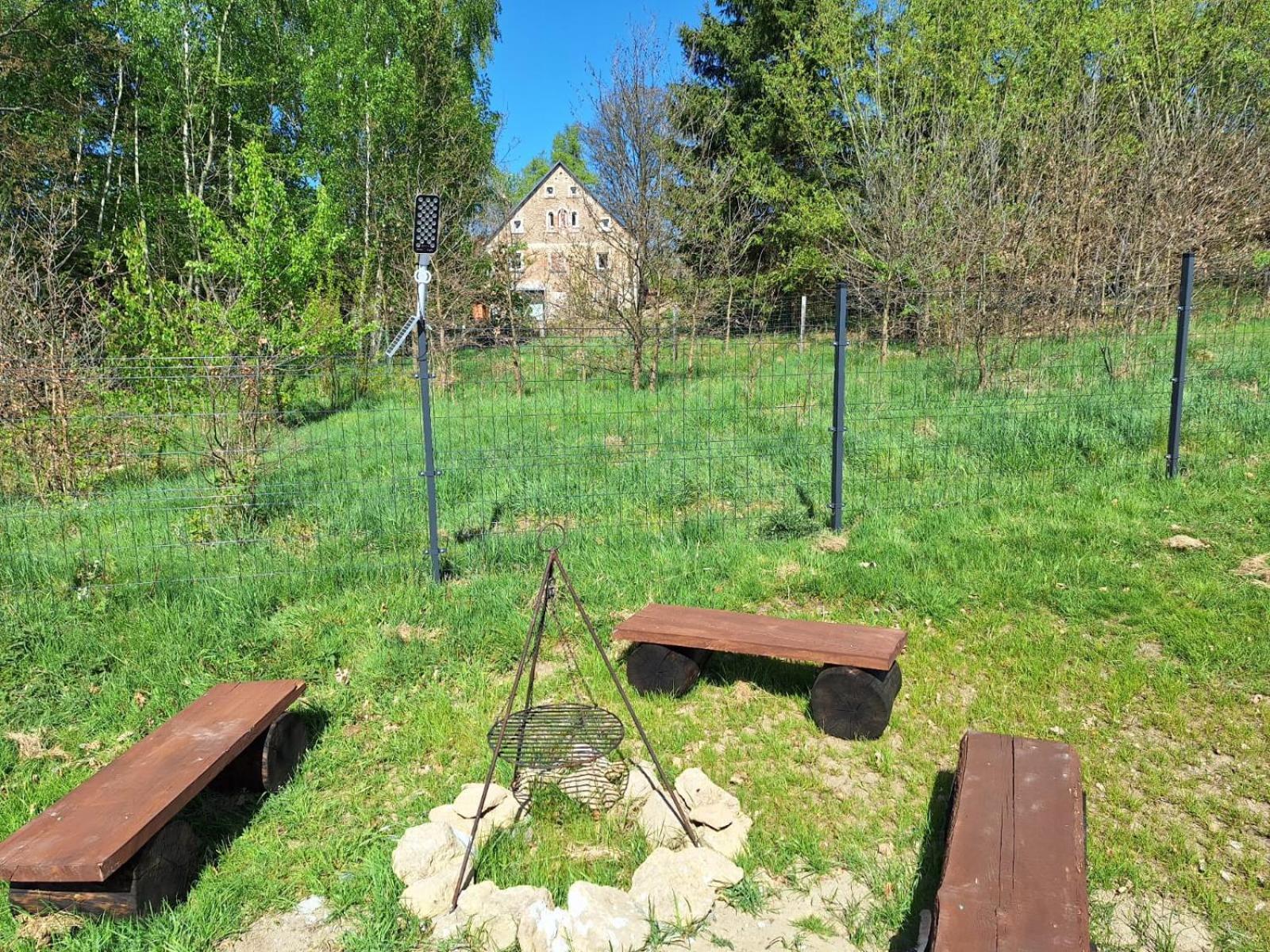 Domek W Gorach Izerskich 4 I 6 Osobowy, Agroturystyka, Zywe Zwierzeta, W Pelni Wyposazone, Plac Zabaw Dla Dzieci, Ognisko Z Kijkami I Rusztem, Ogrzewanie I Klimatyzacja, Latem Basen Mirsk Exteriér fotografie